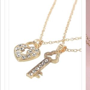 2 Piece Set Necklaces Heart Key Gold Silver